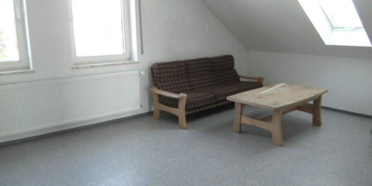 Mehrfamilienhaus, Wohnhaus Sulzbach-Rosenberg Unterschwaig - 8 Zimmer, 250 m&sup2;, 2.060&euro; | Angebot:23518285