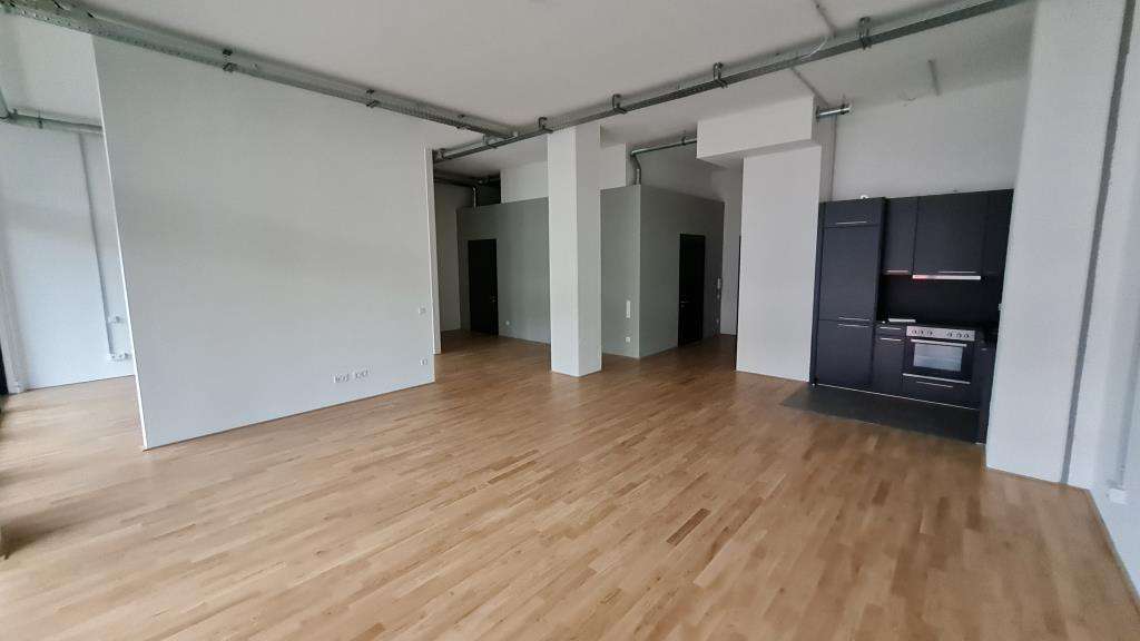 Etagenwohnung Bremen Woltmershausen - 2 Zimmer, 110 m&sup2;, 609&euro; | Angebot:26688255