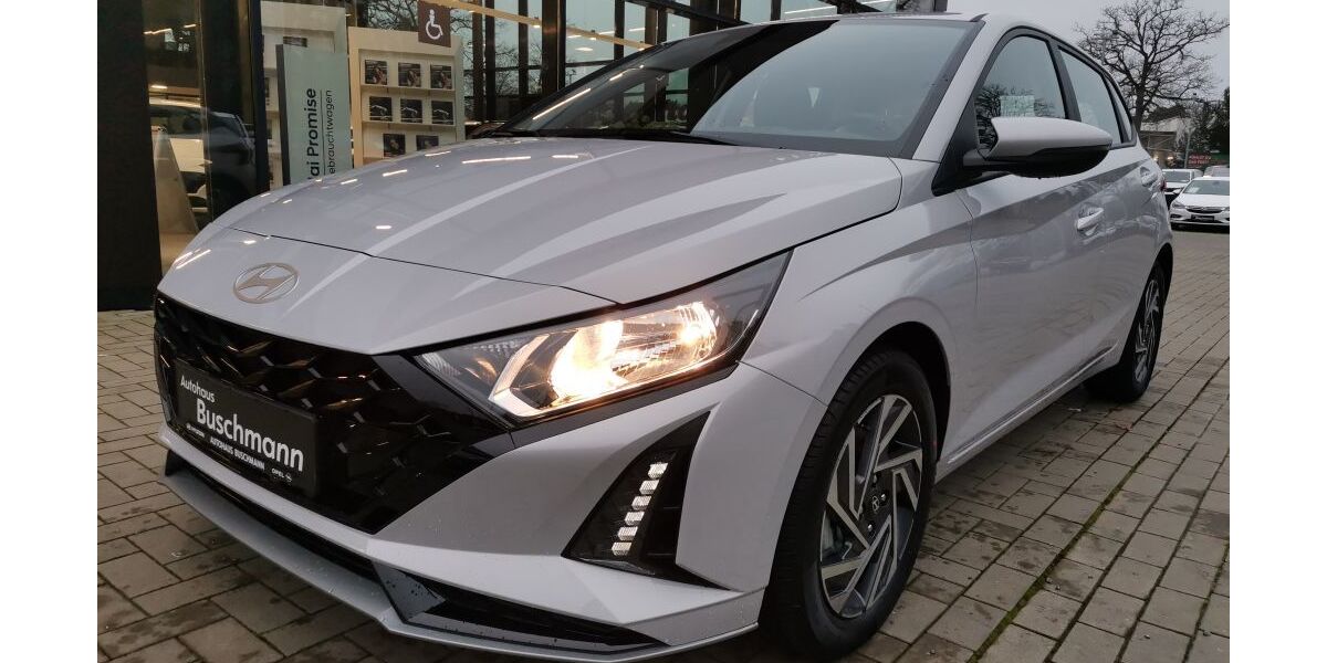 Hyundai i20 10.600 km 22.330 &euro; Espelkamp 32339