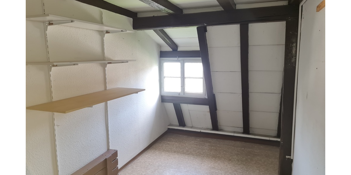 Gepflegtes 6-FH in ruhiger Lage, Nähe Zentrum Stuttgart-Bad Cannstatt - Rendite ca. 4 % netto - Mehrfamilienhaus, Wohnhaus Stuttgart / Bad Cannstatt Bad Cannstatt (Stadtbezirk) | Angebot:26888799