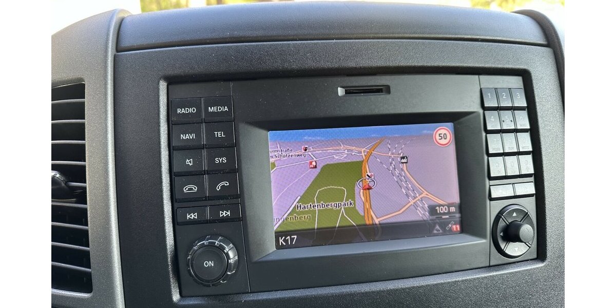 Mercedes-Benz Sprinter 316 CDI Tourer 2,2,2,3 mit 2,8 to AHK 250.794 km 24.871 &euro; Mainz 55122