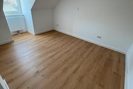 Mittelreihenhaus zur Miete, Stade Hahle, 100qm, 3 Ebenen 4 zimmer
