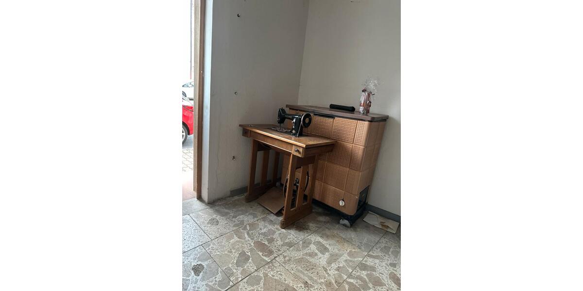 Gewerbeobjekt Roßleben-Wiehe Wiehe - 22 Zimmer, 10 m&sup2;, 1.250&euro; | Angebot:24174898