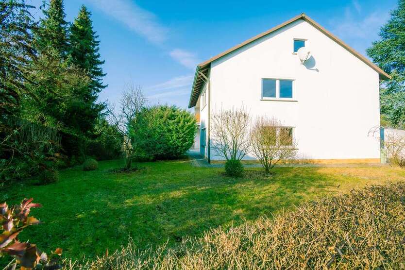 Haus zum Kaufen in Coburg 375.000 € 190 m²