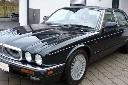 Jaguar Sovereign 211.480 km 4.389 &euro; Oberviechtach 92526