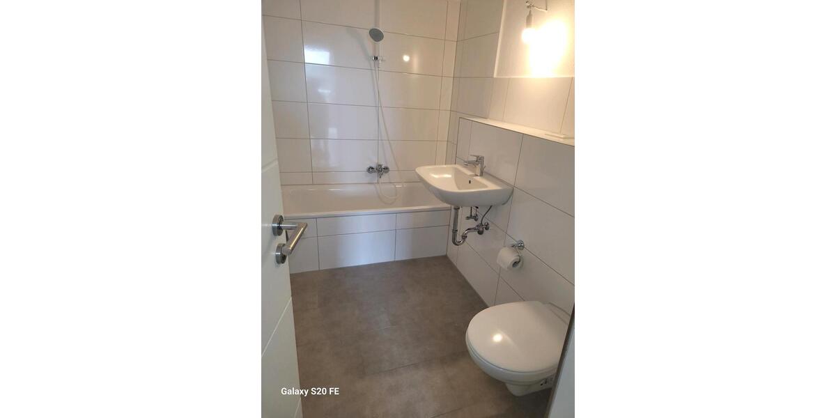 Etagenwohnung Melsdorf - 3 Zimmer, 76 m&sup2;, 210.000&euro; | Angebot:27428545