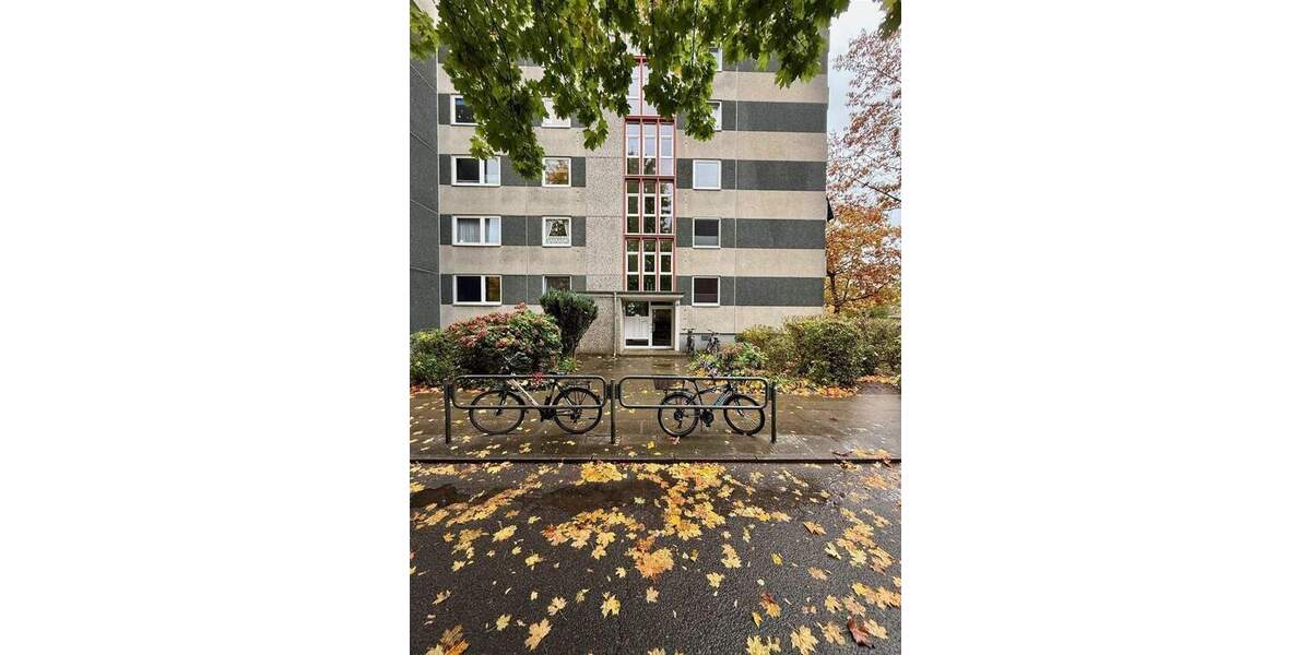 Bezugsfreie 5-Raum-Whg. mit Essbereich, Balkon, und EBK Henri-Dunant-Allee, Kronshagen 4 zimmer