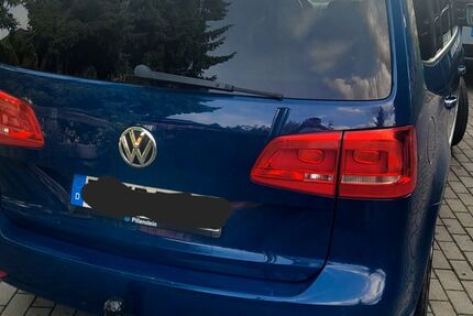 VW Touran 219.000 km 8.800 € Wildenfels 08134