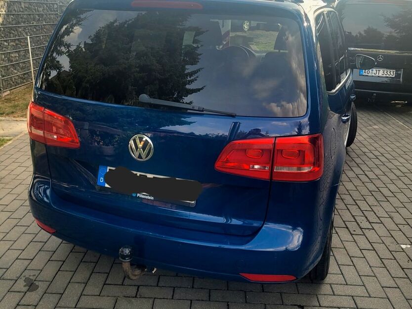 VW Touran 219.000 km 8.800 € Wildenfels 08134