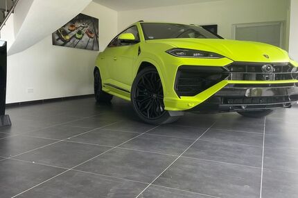 Lamborghini Urus 5.800 km 307.020 &euro; Hille 32479