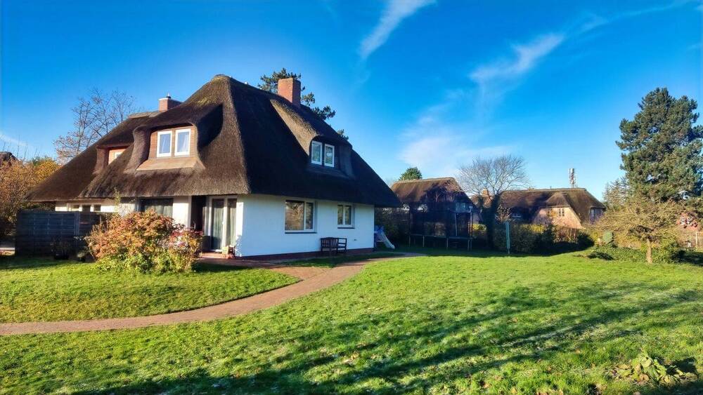 Doppelhaushälfte Nebel - 3 Zimmer, 81 m&sup2;, 915.000&euro; | Angebot:25909352