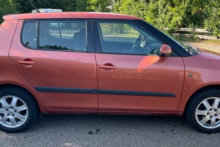 Skoda Fabia 114.000 km 2.400 &euro; Neuffen 72639