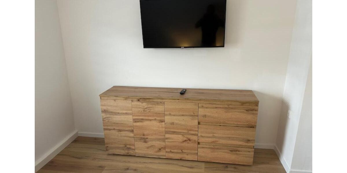 Wohnen auf Zeit Unterwellenborn - 4 Zimmer, 120 m&sup2;, 25&euro; | Angebot:19608078
