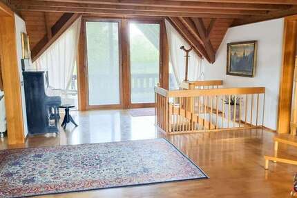 Haus zum Kaufen in Weingarten (Baden) 799.000 € 350 m² 12 zimmer