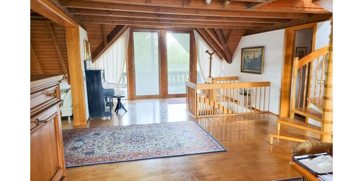Haus zum Kaufen in Weingarten (Baden) 799.000 € 350 m² 12 zimmer