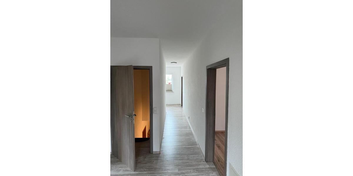 Einfamilienhaus Bad Liebenstein - 7 Zimmer, 270 m&sup2;, 295.000&euro; | Angebot:25612458