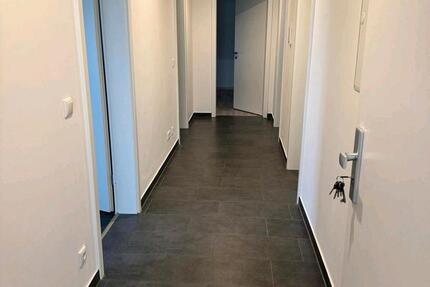 Wohnung Weiherhammer - 4 Zimmer, 105 m&sup2;, 900&euro; | Angebot:26517623