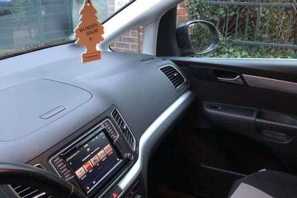 VW Sharan 126.200 km 19.100 € Berlin 14129