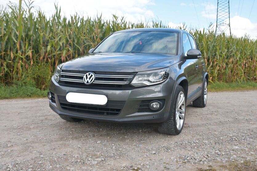 VW Tiguan 135.000 km 9.749 € Leezen 23816
