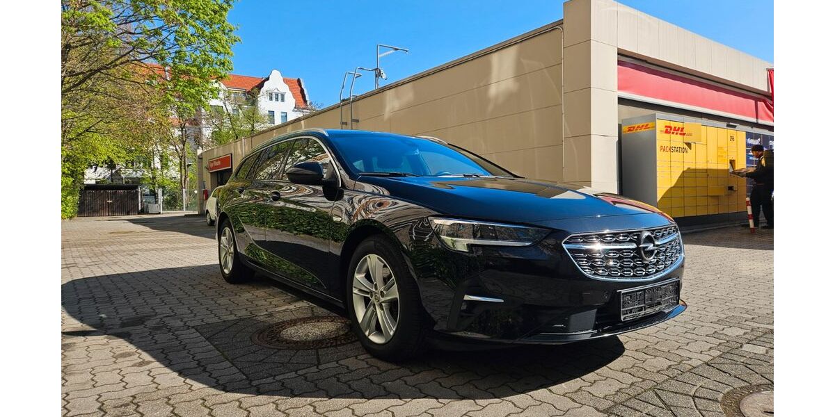Opel Insignia 154.392 km 12.300 &euro; Berlin 12099