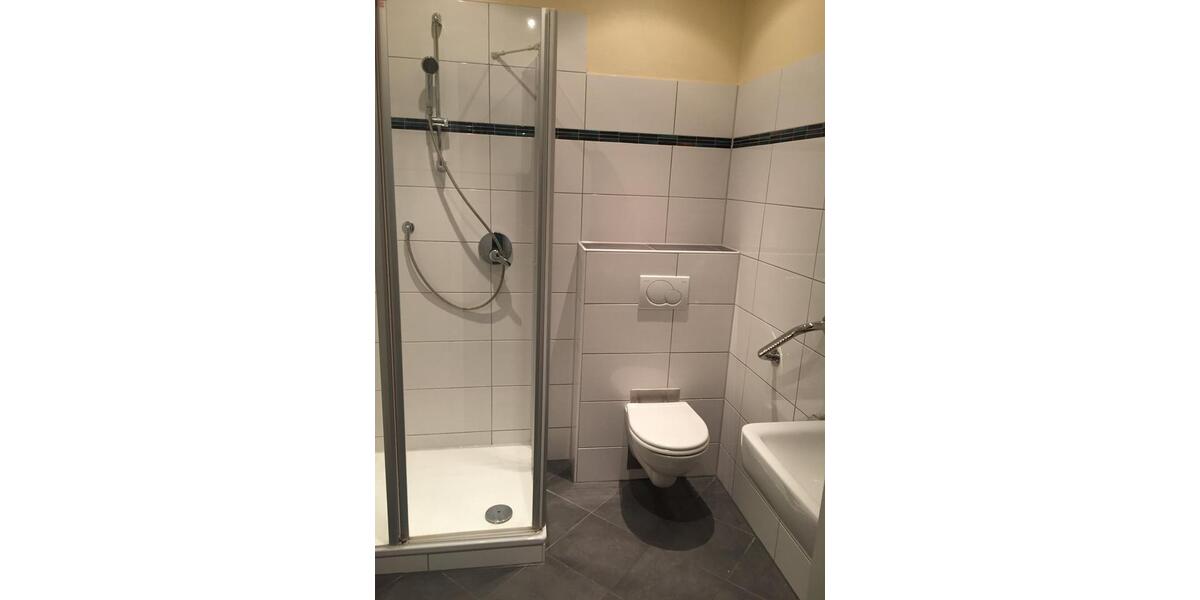 Erdgeschoßwohnung Bremerhaven Geestemünde - 2 Zimmer, 72 m&sup2;, 499&euro; | Angebot:25378860