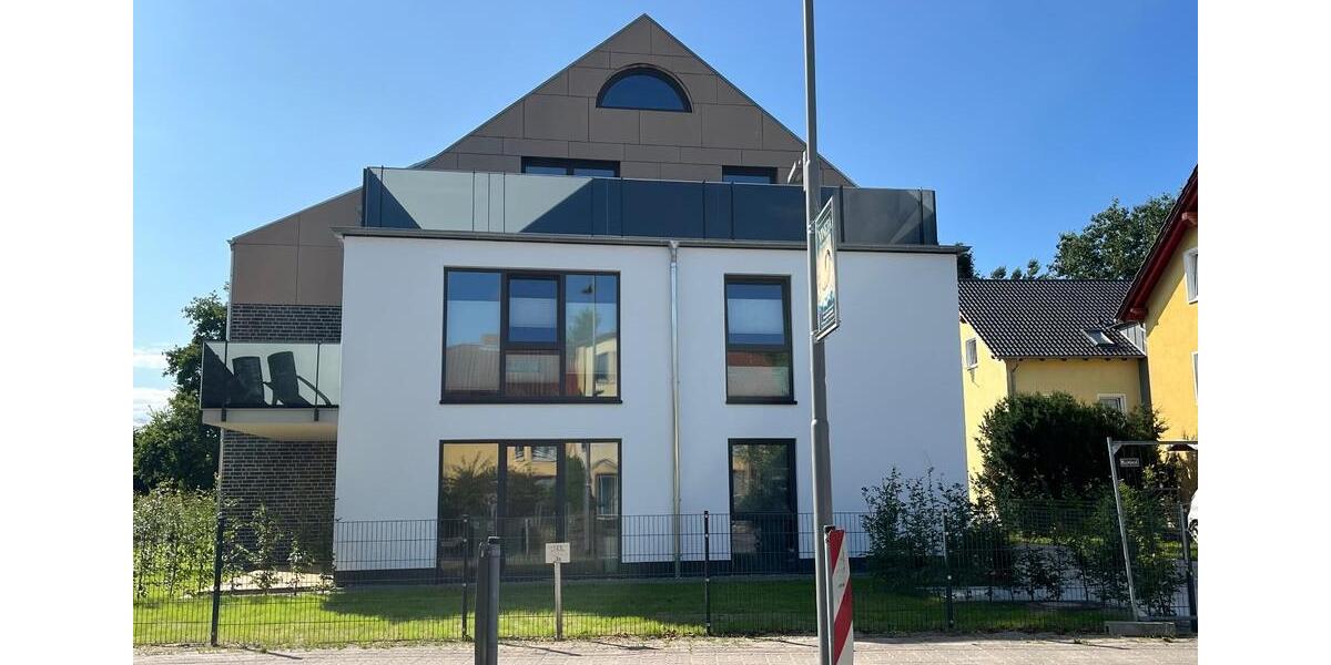Dachgeschoßwohnung Zinnowitz - 3 Zimmer, 83 m&sup2;, 1.375&euro; | Angebot:24890312