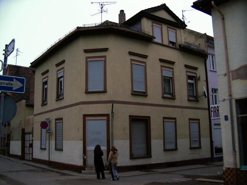 Mehrfamilienhaus+ Abstellplätze Altstadt (Spielstraße)