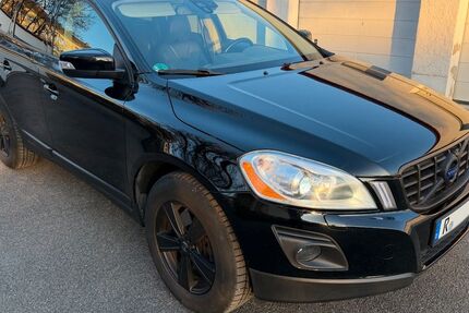 Volvo XC60 182.000 km 9.200 &euro; Regensburg 93059