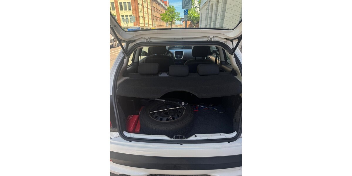 Peugeot 206 136.000 km 1.400 &euro; Nürnberg 90403