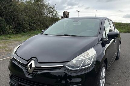 Renault Clio 124.000 km 6.200 &euro; Pößneck 07381