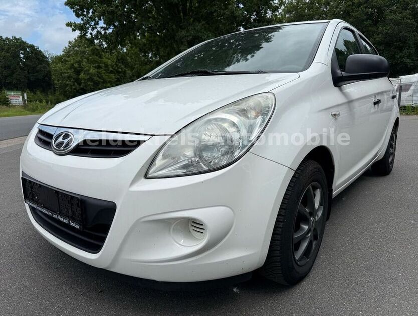 i20