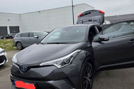 Toyota C-HR 85.000 km 18.000 &euro; Hilzingen-Binningen 78247