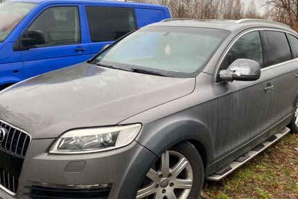 Audi Q7 320.000 km 3.990 € Chemnitz 09114