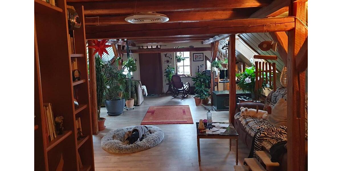 Schöne Wohnung in Elgersburg zu vermieten 2 zimmer