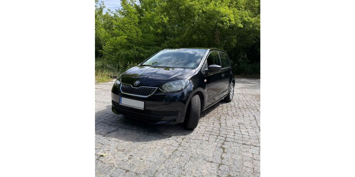 Skoda Citigo 96.300 km 8.700 &euro; Berlin 10711