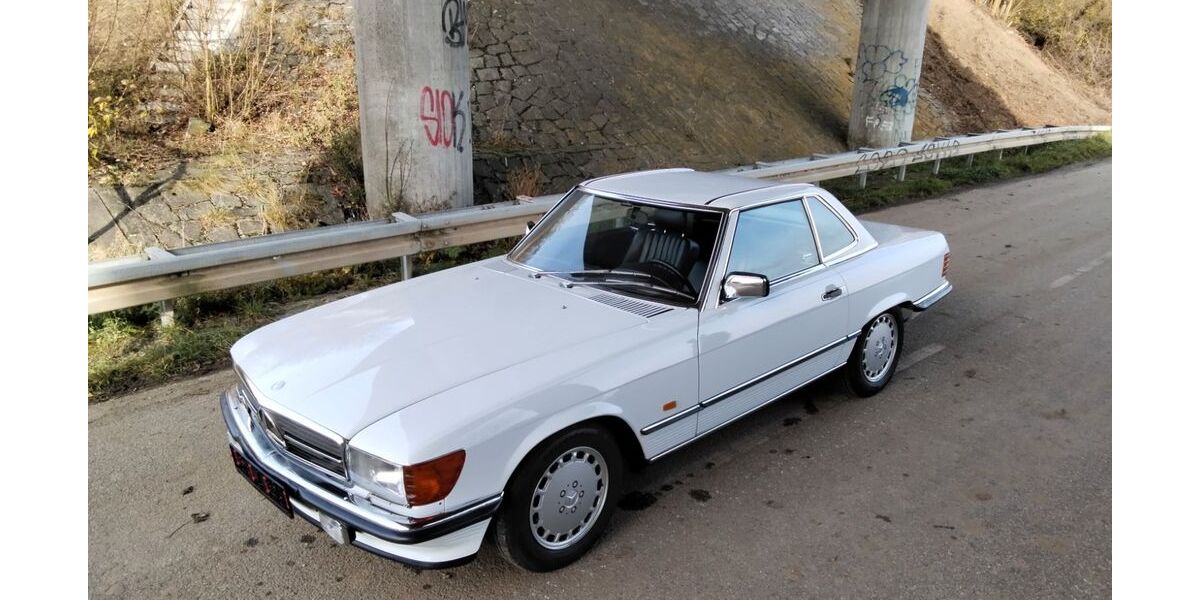 Mercedes-Benz SL 300 181.333 km 39.979 &euro; Aiterhofen 94330