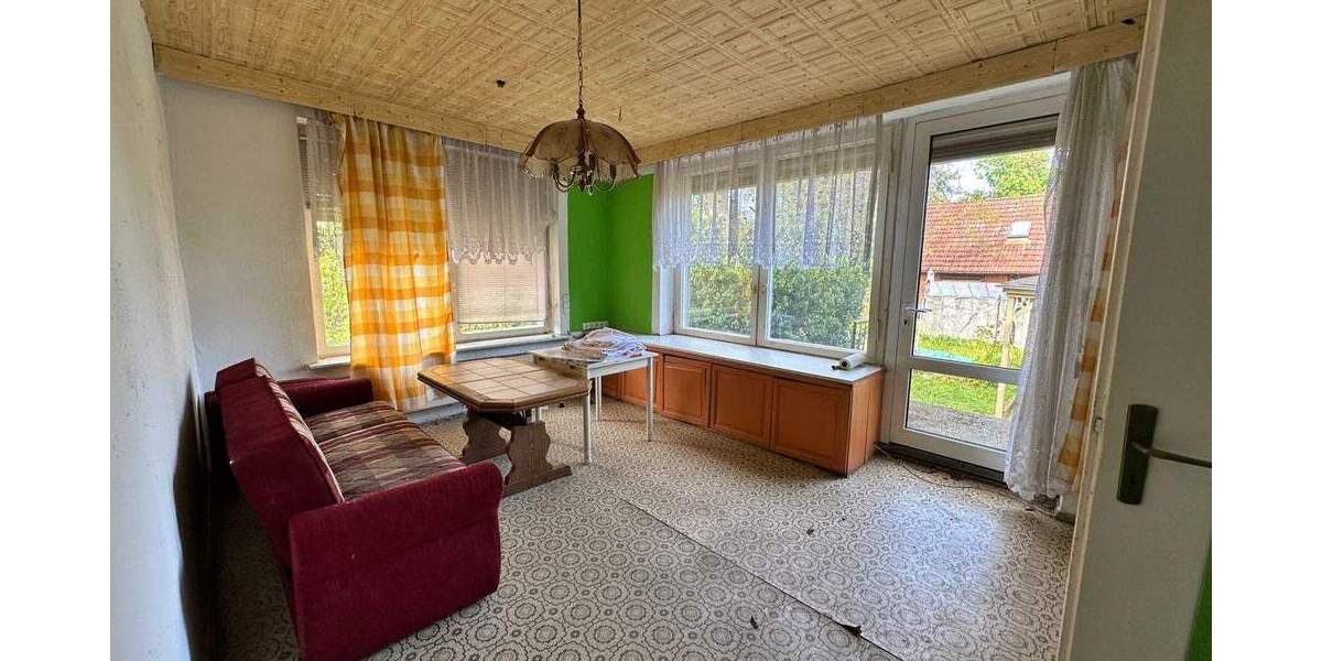 Großes Grundstück am Rande von Berlin bebaut mit einem EFH und Ferienhaus 1 zimmer