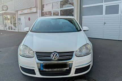 VW Jetta 219.000 km 2.000 &euro; Kitzingen 97318