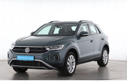 VW T-Roc 14.540 km 27.220 &euro; Plattling 94447