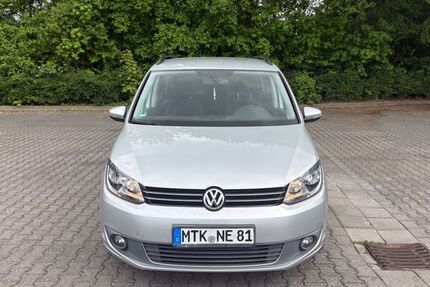 VW Touran 181.000 km 6.500 &euro; Hattersheim am Main 65795