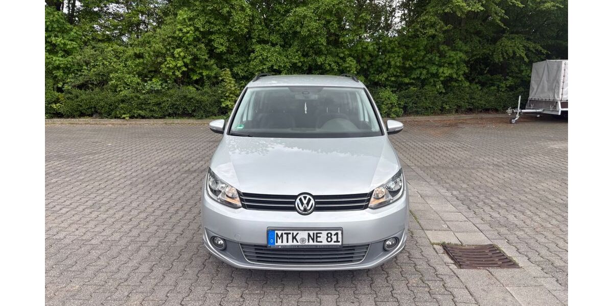 VW Touran 181.000 km 6.500 &euro; Hattersheim am Main 65795