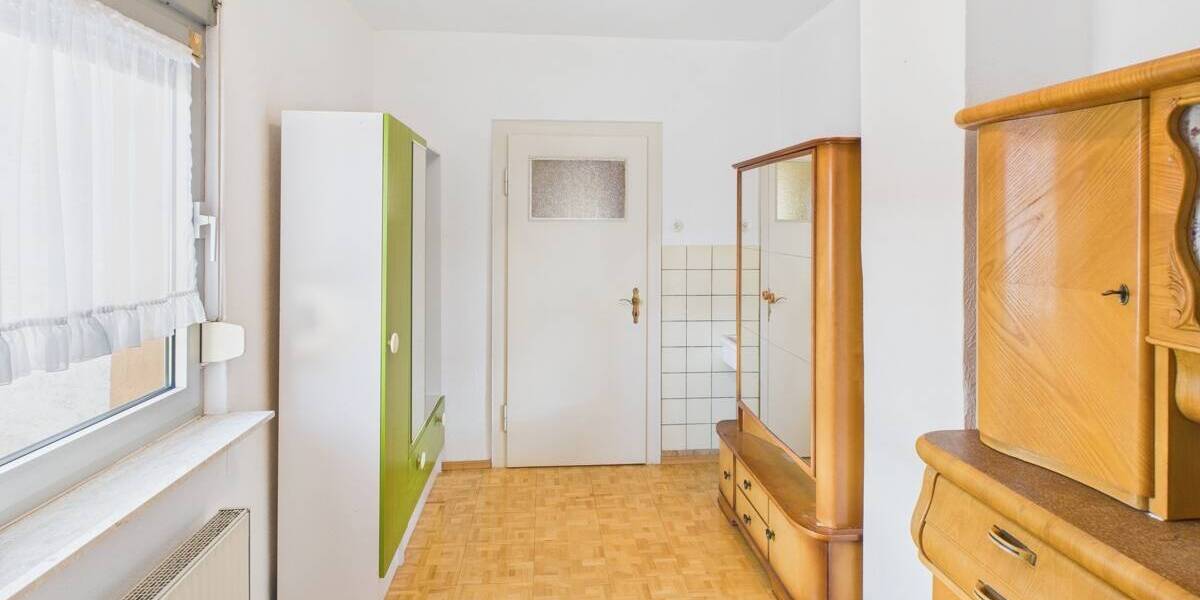 Einfamilienhaus Niederdorfelden - 1 Zimmer, 258 m&sup2;, 599.000&euro; | Angebot:25699004