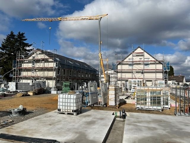 Wohnen mit Zukunft: Nur 3 KFW-40-NH Häuser in Darmstadt - Einzug ab Frühjahr 2026