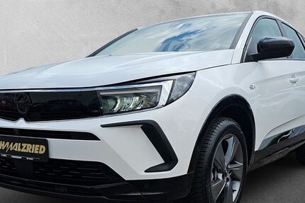 Opel Grandland (X) 7.469 km 21.970 &euro; Bremerhaven 27570