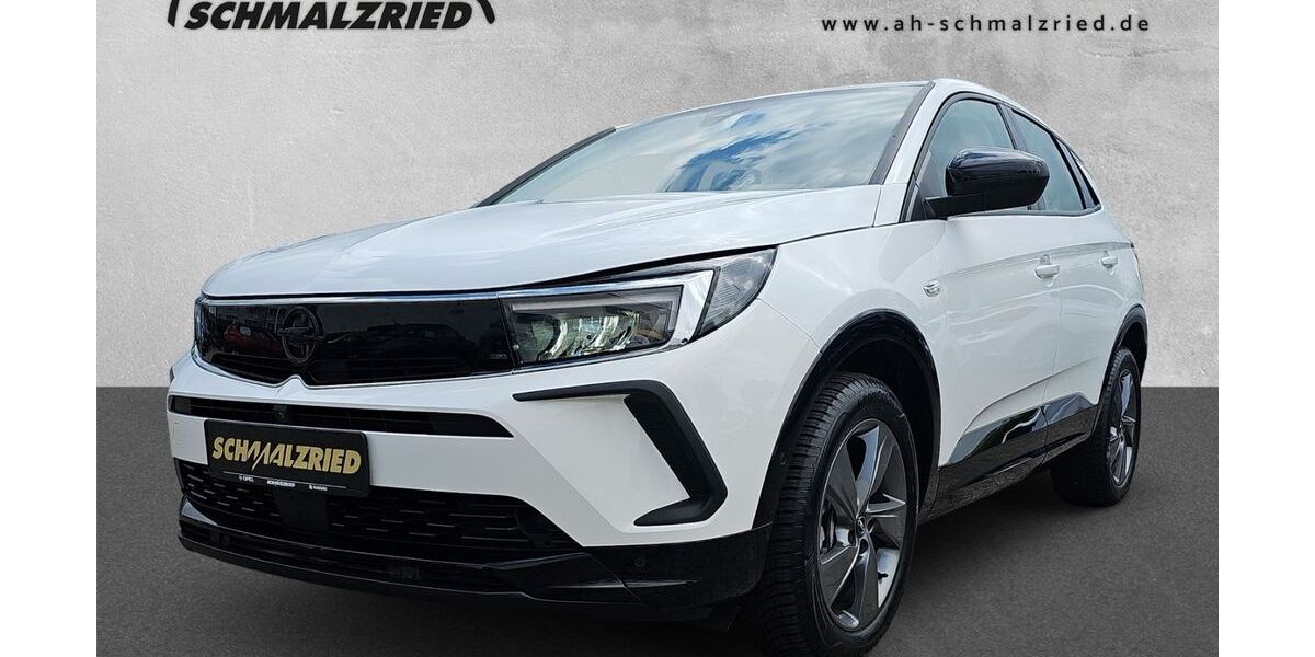 Opel Grandland (X) 7.469 km 21.970 &euro; Bremerhaven 27570