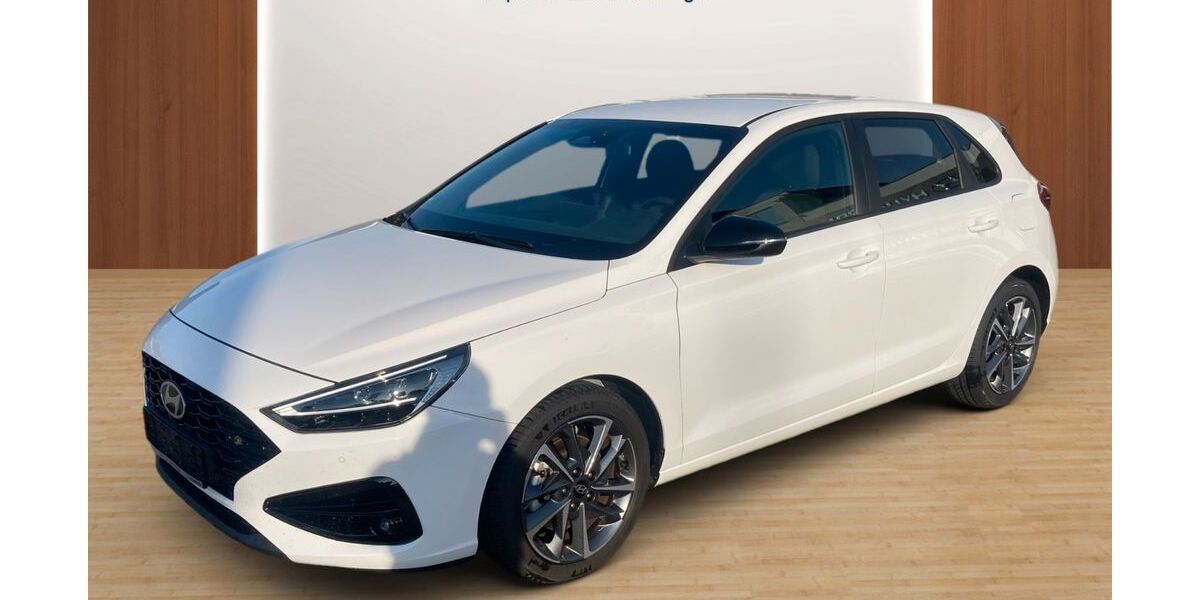 Hyundai i30 4.750 km 21.390 &euro; Emmendingen-Kollmarsreute 79312