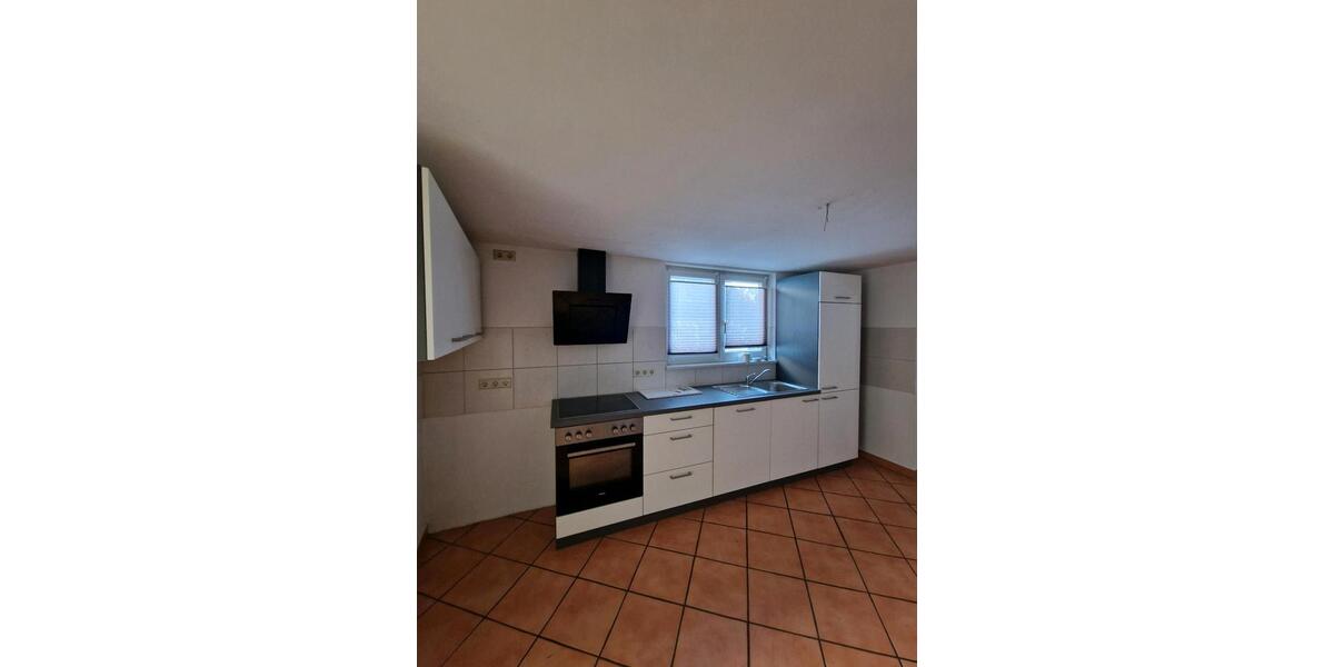 Einfamilienhaus Waibstadt - 3 Zimmer, 120 m&sup2;, 1.100&euro; | Angebot:24357387