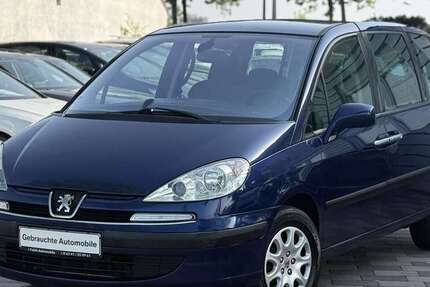 Peugeot 807
