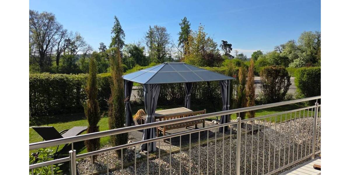 Einfamilienhaus Burghausen - 8 Zimmer, 298 m&sup2;, 1.180.000&euro; | Angebot:26730817