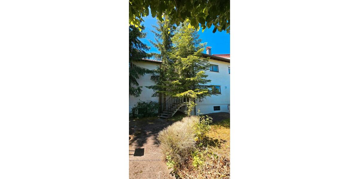 Reihenhaus Trossingen - 8 Zimmer, 192 m&sup2;, 490.000&euro; | Angebot:26906853
